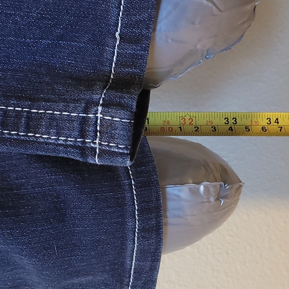 True Religion Jeans - Picture 7 of 9